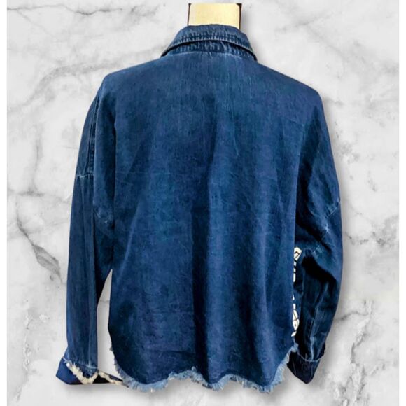 Guess Blue Denim Drop Shoulder Boxy Frayed Hem Jacket/Top in Medium - Picture 4 of 8